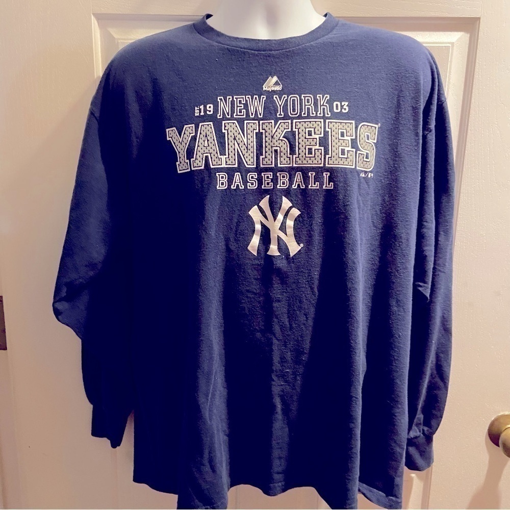 NY Yankees baseball long sleeve shirt with sleeve embellishment. Rare favorite.